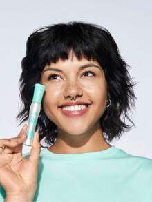 Essence 睫毛公主睫毛膏打底膏，纤长浓密，乳霜质地，纤维增强，轻盈配方，纤长效果，丰盈效果，持久卷翘，根根分明，9毫升/0.3液体盎司。