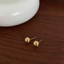 1pair Simulated Faux Pearl Decor Elegant Stud Earrings, Suitable For Daily Life, Festival Gifts