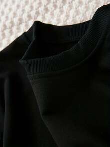 [Valentine's Day Custom Product] Girls' Hoodless Sweatshirt - Customizable With Name And Bow Print, Casual Soft Crew Neck Long Sleeve Top (Size: 110cm-150cm) - Black - View 3