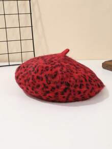 1 件女士双色豹纹人造毛皮贝雷帽，秋冬温暖复古风格，适合日常穿着、外出和摄影