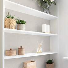 1 卷米色编织纹理即撕即贴壁纸，防水可移除自粘纹理 PVC 接触纸，适用于卧室、厨房、浴室、橱柜、梳妆台装饰，易于粘贴和移除 - 米色 - 查看 8