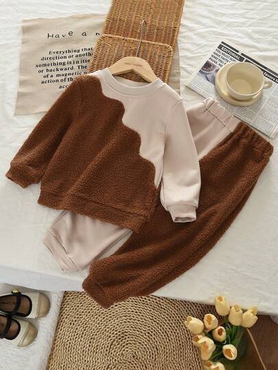 bearleader 年轻女孩 2 件套冬秋装套装 Pathwork 仿泰迪熊天鹅绒长袖毛衣和休闲裤，适合年轻女孩时尚服装