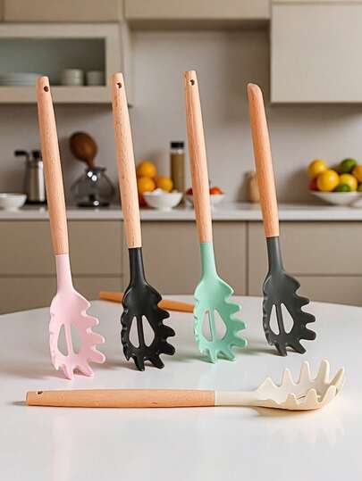 1pc Pasta Spoon With Grooves, Pasta Claw, Home Noodle Spoon, Bar Ice Spoon, Dumpling Spoon, Egg Spoon, Strainer, Pasta Colander Spoon, Heat-Resistant Cooking Tool, Kitchen Utensil, Convenient For Holding And Draining, Multi-Functional Colander Spoon, Essential Kitchen Tool, Suitable For Noodle And Pasta Cooking, Fit For Home, Hotel, Restaurant, Bar And More
