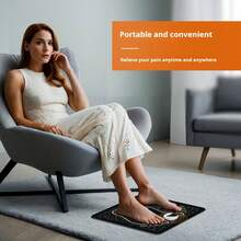 EMS智能穴位足部按摩垫 - 锻炼足部肌肉 - 助您保持健康 - 非USB充电式脉冲按摩器，放松双脚，提升日常舒适度，便携可折叠设计 - 全新升級款黑色震動腳墊 - 查看 2