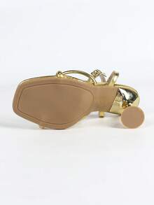 Giày sandal cao gót mũi vuông quai chéo màu vàng kim sang trọng, tối giản, quyến rũ dành cho nữ, thích hợp cho các bữa tiệc, đám cưới, sự kiện ngoài trời, phù hợp với trang phục mùa xuân hè. - Vàng - Xem 10