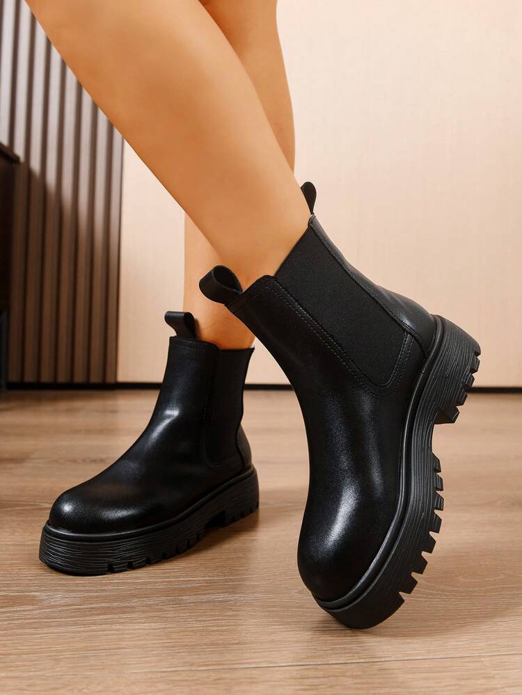 Women's Thick Sole Thermal Lined Boots, Fashionable & Versatile Black Patent Faux Leather Chelsea Ankle Boots, Black Utility Boots For Spring, Autumn & Winter. Suitable For Daily Wear, Parties, Weddings, Paired With Jeans, Dresses, Skirts, Leather, Sweaters, Down Jackets, Hoodies, Leather Jackets,Fur Boots,Snow Boots - Black - View 3