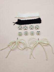 4pcs/6pcs Black & White Lace Shoelaces Decor, Y2K Style Faux Pearl Bow Flower Shoe Charms, Silver Resin Shoelace Clips DIY Accessories For Women's Sneakers, Boots, Suitable For Christmas, Halloween, Valentine's Day, Birthday, Holiday Party (Shoes Not Included) - Multicolor - View 7