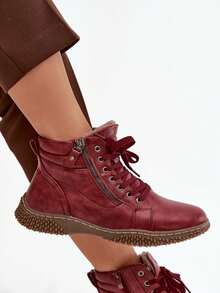 Botas de tobillo de invierno para mujer forradas con piel sintética Ulverina elegante de invierno con cordones y cremallera en rojo, beige y negro - Rojo - Ver 8