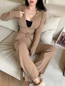 abyoxi Conjunto de 2 piezas de top de manga larga con capucha, cremallera, bolsillos y cintura ajustada en color caqui, y pantalones anchos de pierna ancha con cordón a la cintura en estilo deportivo y urbano para otoño e invierno - Café integral - Ver 4