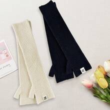 1 Pair Of Autumn And Winter Long Finger Gloves, Solid Color Design And Fashionable Sense Of Fashion, Suitable For Cycling Scenarios, Can Meet The Warmth And Cold Demand