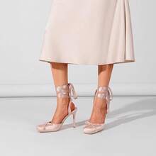 FancyQueen Ballet Heels For Women Stiletto Slingback Heels Satin Strappy Bow Square Toe High Heel Pumps Lace Up Mary Janes Elegant Party ShoesChristmas - 粉色 - 查看 3