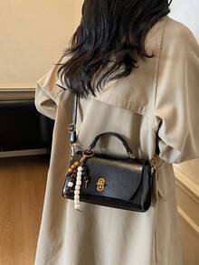 Bolso cuadrado pequeño de moda otoño 2025 para mujer, bolso bandolera retro, bolso de hombro con textura única estilo coreano con colgante