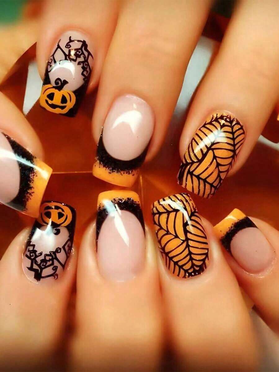 24-Piece Nail Set, All Kinds Of Press-On Nails, Nail Art Supplies - Random Delivery 1 Piece, Halloween Theme Nails (Random Delivery)