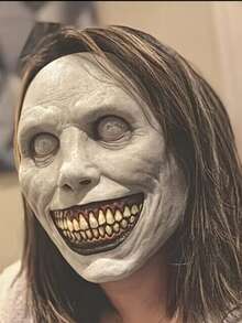 1pc Halloween Smiling Devil Mask - Anime Style Thriller Masquerade Mask, Light Beige, Hollow Eyes And Sharp Teeth Design, Lightweight And Easy Care, Suitable For Halloween Party, Role Playing And Horror Events - Anime Inspirational Style, Light Material