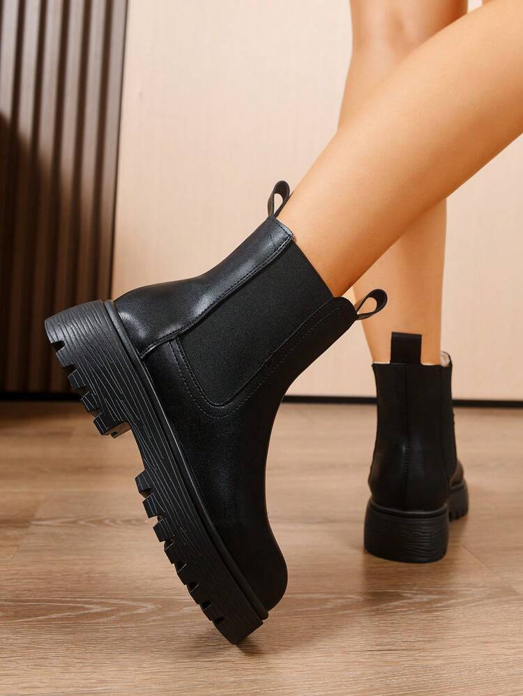 Women's Thick Sole Thermal Lined Boots, Fashionable & Versatile Black Patent Faux Leather Chelsea Ankle Boots, Black Utility Boots For Spring, Autumn & Winter. Suitable For Daily Wear, Parties, Weddings, Paired With Jeans, Dresses, Skirts, Leather, Sweaters, Down Jackets, Hoodies, Leather Jackets,Fur Boots,Snow Boots - Black - View 6