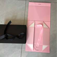 1 个粉色折叠礼品盒，26 厘米 * 19 厘米 * 8 厘米，豪华生日礼品包装盒，圣诞礼品盒，万圣节礼品，新年礼品盒，伴娘礼品，婚礼礼品盒