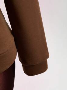 Women's Brown Quarter Zip Fleece Pullover Sweatshirt With Long Sleeves And Collar, Cozy Casual Relaxed Fit Top For Fall Winter Streetwear, Loungewear, And Daily Outfits – Soft Warm Plush Fabric Minimalist Y2K Chic Style