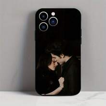 Funda de Teléfono TPU Negra para iPhone de la Serie Crepúsculo, No Te Pierdas. Tiene un diseño de dibujos animados adorable, buen rendimiento a prueba de golpes y puede proteger eficazmente la lente. Adecuado para iPhone 11/12/13/14/15/16 Pro Max - Mezcla de colores - Ver 1