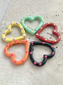 1/5/10 pièces Porte-clés en forme de cœur et de cercle de couleur aléatoire avec anneau ressort et fermoir mousqueton. Convient pour des scénarios comme leDIYe, la fabrication de bijoux, les accessoires scolaires et automobiles, la décoration, pour les passionnés d'artisanat, les créateurs de bijoux, les étudiants et les propriétaires de voitures