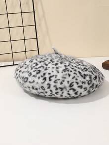 1 件女士双色豹纹人造毛皮贝雷帽，秋冬温暖复古风格，适合日常穿着、外出和摄影