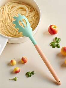 1pc Pasta Spoon With Grooves, Pasta Claw, Home Noodle Spoon, Bar Ice Spoon, Dumpling Spoon, Egg Spoon, Strainer, Pasta Colander Spoon, Heat-Resistant Cooking Tool, Kitchen Utensil, Convenient For Holding And Draining, Multi-Functional Colander Spoon, Essential Kitchen Tool, Suitable For Noodle And Pasta Cooking, Fit For Home, Hotel, Restaurant, Bar And More