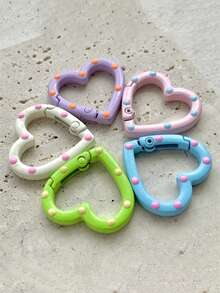 1/5/10 pièces Porte-clés en forme de cœur et de cercle de couleur aléatoire avec anneau ressort et fermoir mousqueton. Convient pour des scénarios comme leDIYe, la fabrication de bijoux, les accessoires scolaires et automobiles, la décoration, pour les passionnés d'artisanat, les créateurs de bijoux, les étudiants et les propriétaires de voitures