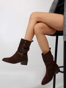 Botas de estilo europeo y americano de caballero romano negro/beige para mujer, botas de moda de unicolor, botas de tobillo casuales con hebilla y tacón grueso, botas de invierno casuales de puntera redonda y tacón grueso. Botas con hebilla de metal de estilo occidental de un solo empuje