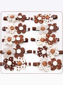 قطعتان من ربطات العنق الملونة للحيوانات الأليفة في فصل الخريف والشتاء، تمنح رفقة مريحة للحيوانات الأليفة. مناسبة للكلاب والقطط الصغيرة، تتميز بربطات عنق زهرية ثلاثية الأبعاد بأنماط عشوائية