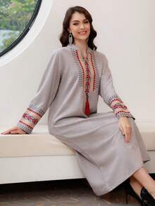 Elegant Embroidered 2025 Autumn/Winter Arabic Women's Dress, JALABIA Fringe Long Sleeve V-Neck Traditional Luxury Embroidered Design Kaftan Robe