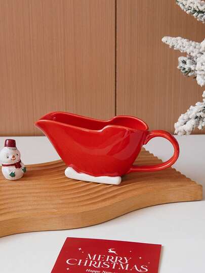 1pc Red Ceramic Gravy Boat, Sleigh Shaped Gravy Boat, Gravy Boat, Milk Cup, Solid Color Coffee Pot, Suitable For Gravy, Warm Condiments, Salad Dressing, Milk, Holiday Dinner Tableware, Gift
