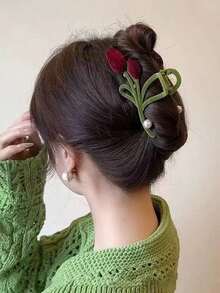 1 pieza Elegante pinza para el cabello con tulipán de terciopelo rojo y perla falsa, accesorio de cabello de flor grande de alta gama, adecuado para cabello fino a grueso, accesorio de cabello de invierno para mujer para atuendos de vacaciones