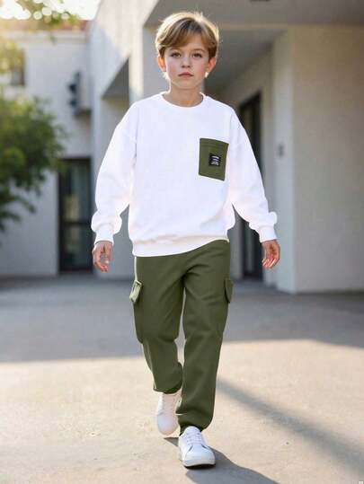 2 st/set Pojkar Avslappnad Rundhalsad Sweatshirt Och Byxor Set, Minimalistisk Fickdesign, Vit Topp Och Sportiga Nederdelar, Moderiktig Outfit För Äldre Barn, Vår/Höst