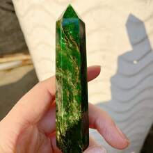 1PC Natural Crystal Emerald Point Healing Crystal Quartz Tower Healing Wand Stone Meditation Stone Energy Gem Home Decoration Christmas Gift