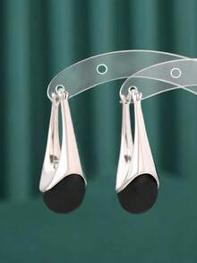 1 Pair U-Shaped Amber Resin Earrings, Suitable For Daily Commute, Holidays And Gifts