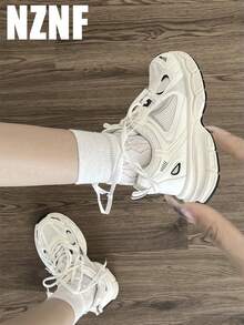 NZNF 时尚显瘦厚底运动鞋，白色，增高，复古厚底低帮运动鞋，2025年秋季新款