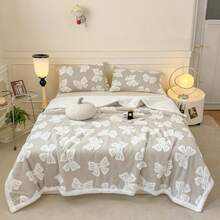1pc Butterfly Jacquard Throw Blanket, Soft Cream Floral Polyester Warm Blanket, Thick & Cozy Multipurpose Blanket, Easy To Clean, Suitable For Autumn/Winter Or Home Decor, Twin/Full Size, Great Gift For Christmas, Halloween, New Year For Family & Friends - Light Grey - View 4