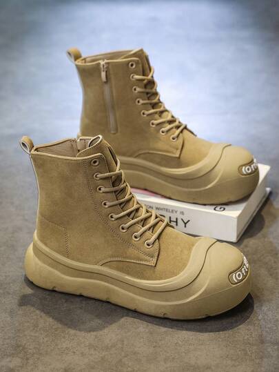 بوت رجالية عالية الكاحل، جديدة للخريف والربيع ذات نعل مطاطي مبطن بالفرو الأسود الناعم، بوت كاجوال متوسطة الطول، بوت رجالية عصرية تناسب الجينز، بوت غربية بنمط رباط مع حلقات معدنية