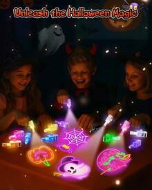 CPSYUB 40 Pack Halloween Party Favors For S: LED Light Up Finger Lights Halloween Trick-Or-Treat Goodie Bag Fillers Stuffers, Glow In The Dark Toys Bulk Non-Candy For Party Classroom Prizes