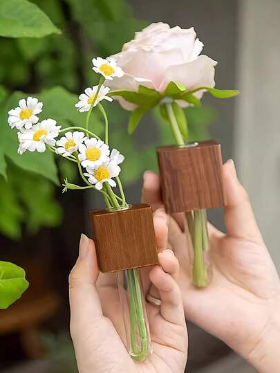 2 Stücke kreative Holzblumentöpfe, Mini-Vasen für Heimdekoration, kleine Blumenzweig Aufbewahrungsröhren, kreative Kühlschrankmagnet, magnetische dekorative Accessoires, 3D Blumenzucht Reagenzgläser, multifunktionale kleine Blumenvasen, ausgestattet mit nahtlosen Magnetaufklebern