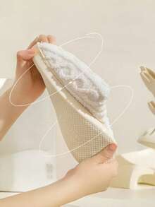 Pantuflas de peluche de osito de peluche, pantuflas de interior cálidas para niños y niñas, suaves, con textura antideslizante, cómodas y esponjosas, de estilo minimalista - Blanco - Ver 3