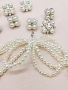 4pcs/6pcs Black & White Lace Shoelaces Decor, Y2K Style Faux Pearl Bow Flower Shoe Charms, Silver Resin Shoelace Clips DIY Accessories For Women's Sneakers, Boots, Suitable For Christmas, Halloween, Valentine's Day, Birthday, Holiday Party (Shoes Not Included) - Multicolor - View 8