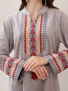 Elegant Embroidered 2025 Autumn/Winter Arabic Women's Dress, JALABIA Fringe Long Sleeve V-Neck Traditional Luxury Embroidered Design Kaftan Robe