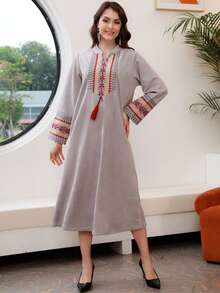 Elegant Embroidered 2025 Autumn/Winter Arabic Women's Dress, JALABIA Fringe Long Sleeve V-Neck Traditional Luxury Embroidered Design Kaftan Robe