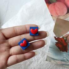 1 par de pendientes geométricos con forma de corazón retro, adecuados para el uso diario de las mujeres