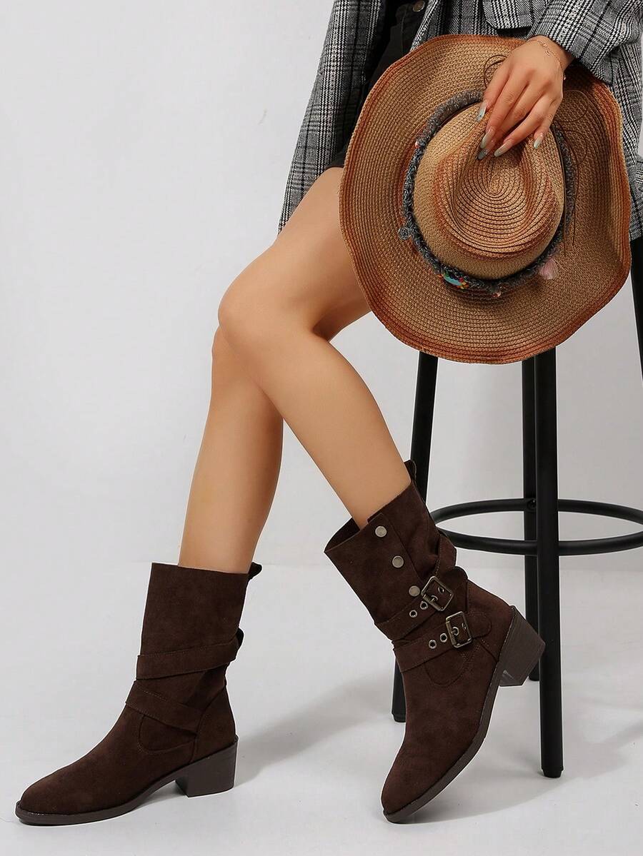 Botas de estilo europeo y americano de caballero romano negro/beige para mujer, botas de moda de unicolor, botas de tobillo casuales con hebilla y tacón grueso, botas de invierno casuales de puntera redonda y tacón grueso. Botas con hebilla de metal de estilo occidental de un solo empuje