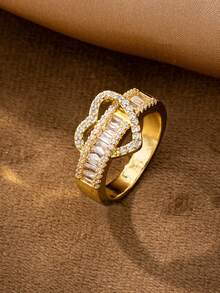 1 Pc Luxurious Zirconia Crystal Ring, Sparkle Glam Clover Heart Rings Set, Stackable Statement Ring For Women Everyday Wear