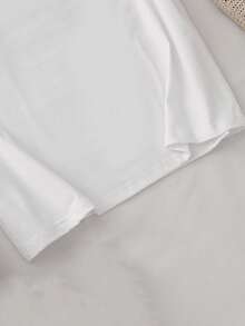 Camiseta Casual de Manga Corta para Mujeres con Gráfico de Doble Cola Juguetón - Poliéster Suave y Elástico, Lavable a Máquina, Comodidad para Todas las Estaciones, Estilo de Ropa de Calle de Cuello Redondo (Negro/Gris/Blanco), Camisetas Lindas, Ropa Cómoda, Ropa de Estilo Urbano, Tela de Textura Suave, Moda de Temporada, Ropa de , Ropa Duradera, Camiseta Estampada, Moda de Calle - Blanco - Ver 4