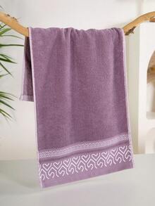 1 pieza Toalla suave y absorbente con patrón geométrico para baño, gimnasio, hotel, uso diario, decoración del hogar, decoración de otoño, vuelta al colegio, salón de belleza, ducha en el hogar, toallas para salón de belleza, hotel, deportes, artículos esenciales del hogar, toalla, cuidado de la piel - Morado - Ver 3