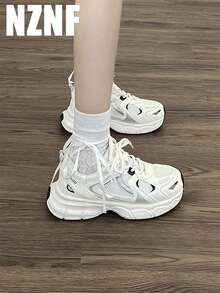 NZNF 时尚显瘦厚底运动鞋，白色，增高，复古厚底低帮运动鞋，2025年秋季新款