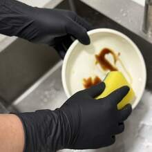 100 Black Nitrile Disposable Gloves, Latex-Free Waterproof Anti-Static Multi-Purpose Gloves That Fit The Hand Shape, Suitable For Hair Coloring, Tattoo Shops, Beauty Salons, Kitchen Cooking, Painting, Arts And Crafts, Home Cleaning, Kitchen, Bathroom, Home, Household Supplies.